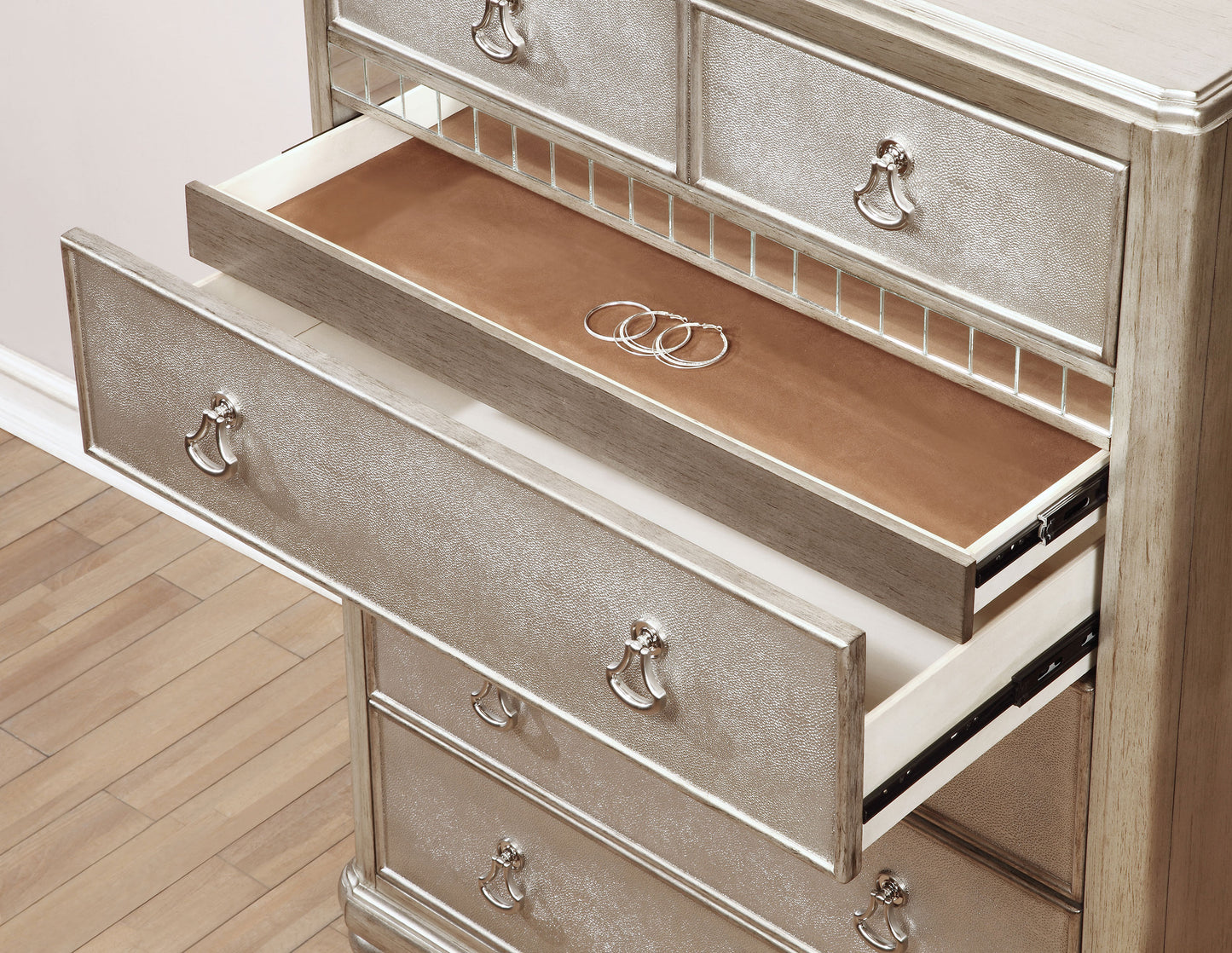 Bling Game 6-drawer Bedroom Chest Metallic Platinum